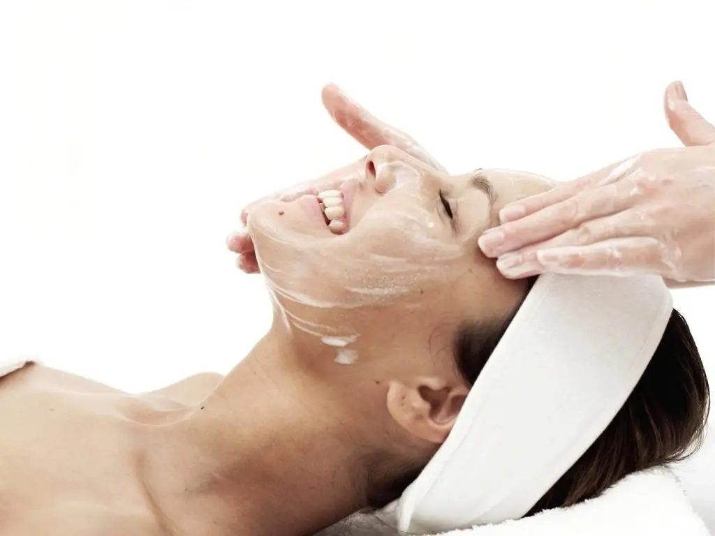 woman getting a facial treatment